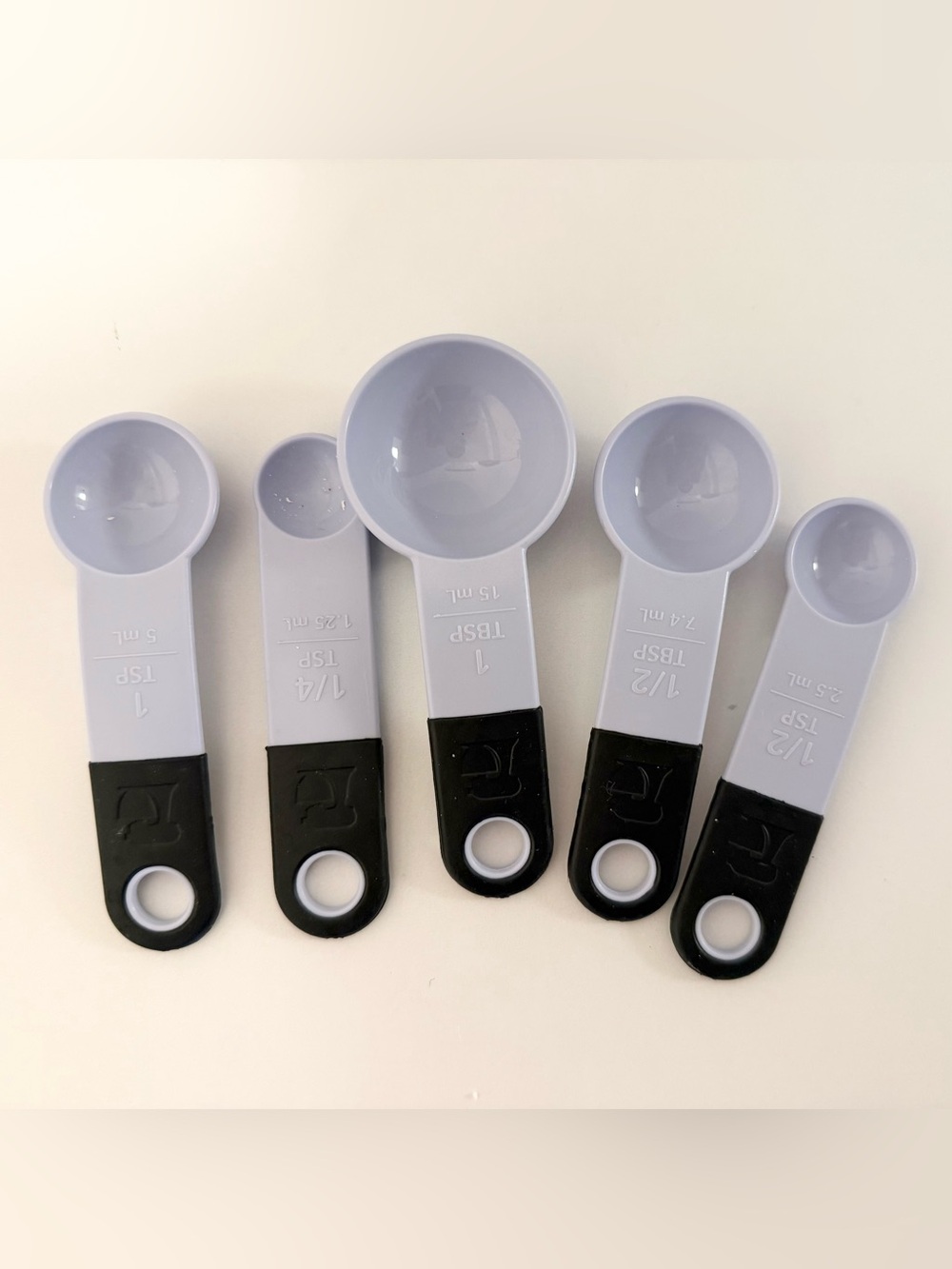 Kitchen aid pastel purple set of measuring cups